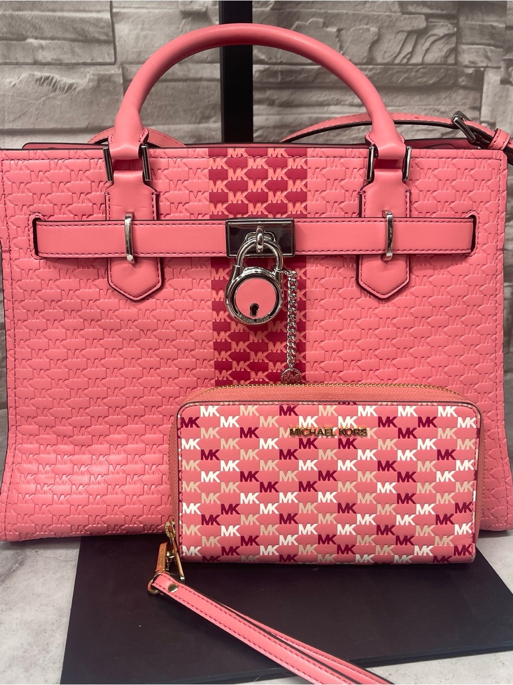 Michael Kors Hamilton Medium Satchel & Matching Wallet Tea Rose Multi